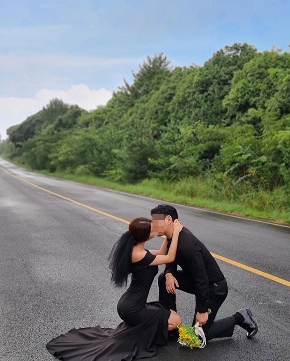 사진출처=지수 SNS